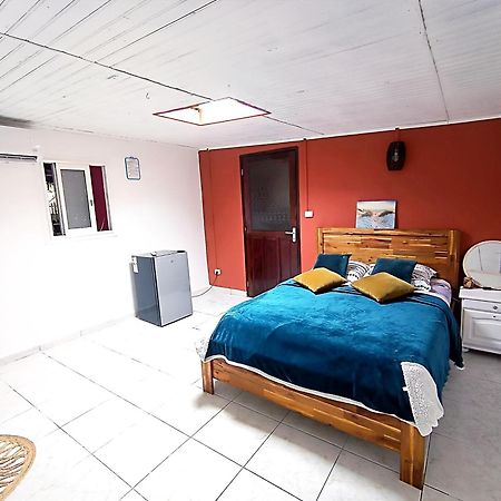 Chambre Privee 4 - Case Creole Le Mistral,Chez Kevin Сент-Андре Экстерьер фото